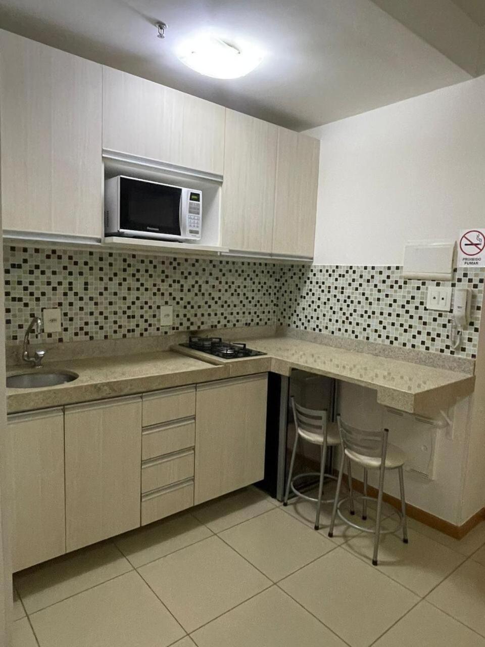 Flat Confortavel E Muito Bem Localizado