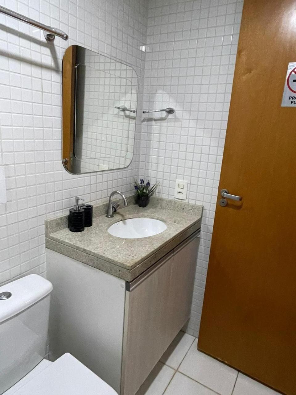 Apartment Flat Confortavel E Muito Bem Localizado
